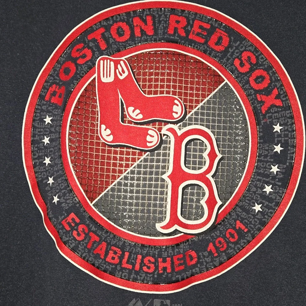 Vintage 90s Majestic Boston Red Sox Est 1901 MLB T Shirt Rubber Front Graphic